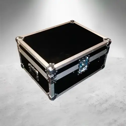 Case para distro o controlador de 4 canales Skjonberg, para operar 8 motores CM Lodestar cerrado